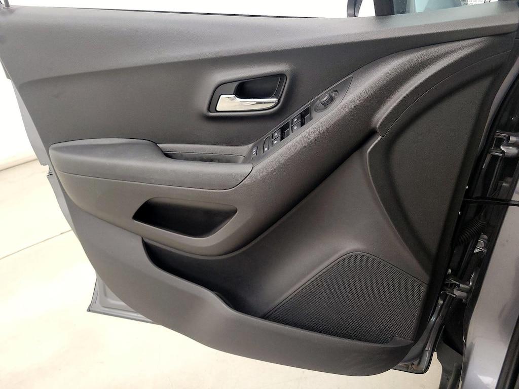 used 2020 Chevrolet Trax car, priced at $18,998