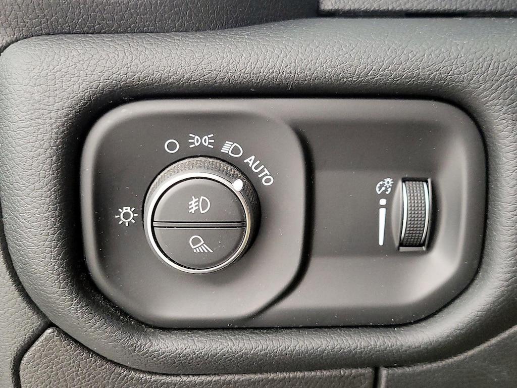 used 2021 Ram 1500 car, priced at $29,998