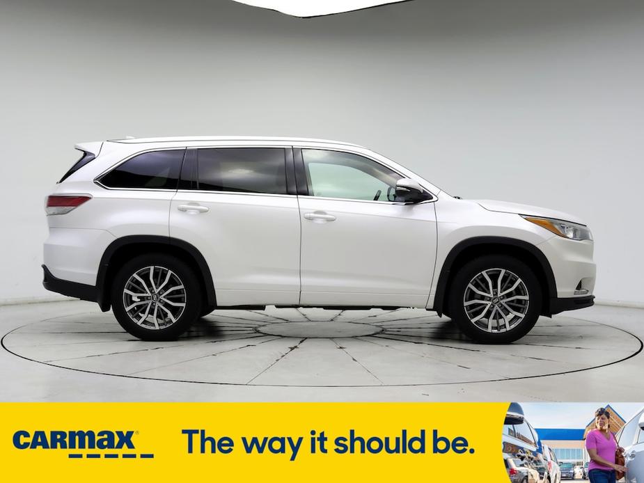 used 2015 Toyota Highlander car, priced at $27,998