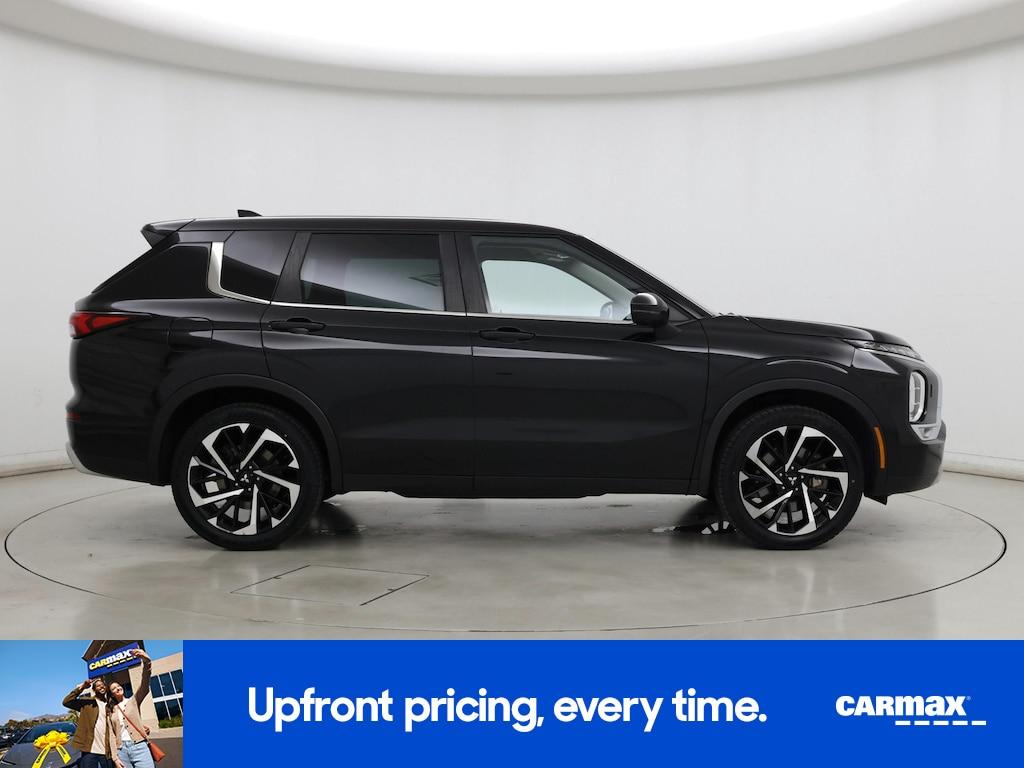 used 2023 Mitsubishi Outlander car, priced at $25,998