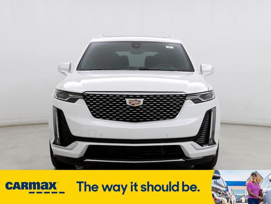 used 2023 Cadillac XT6 car, priced at $50,998