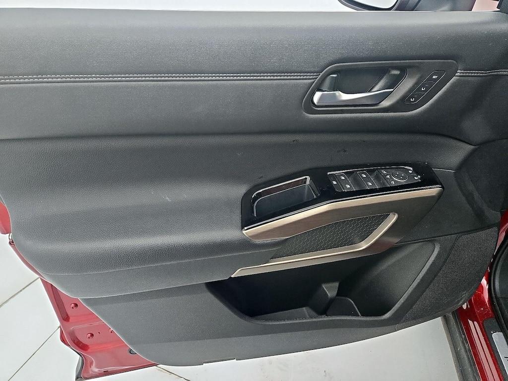 used 2024 Nissan Pathfinder car, priced at $44,998