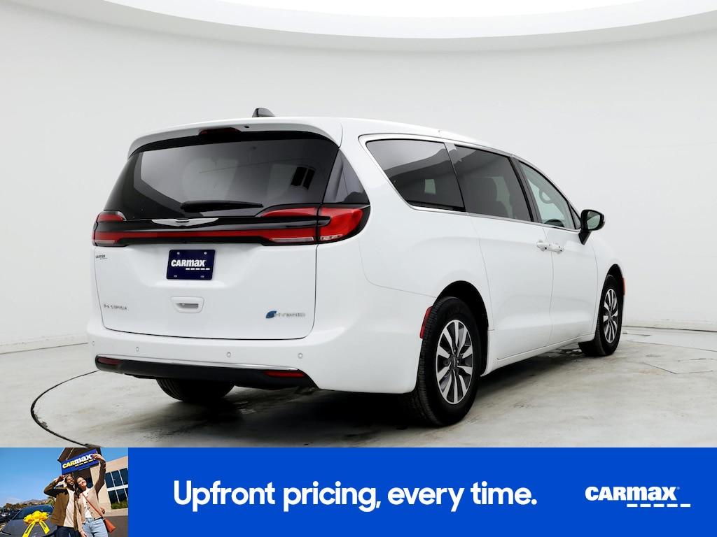 used 2023 Chrysler Pacifica Hybrid car, priced at $30,998