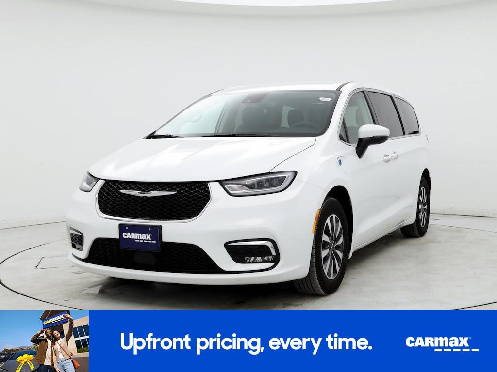 used 2023 Chrysler Pacifica Hybrid car, priced at $30,998
