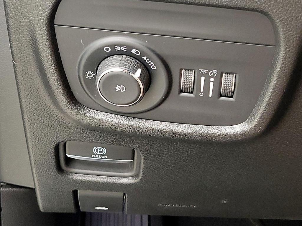 used 2023 Jeep Grand Cherokee car, priced at $37,998