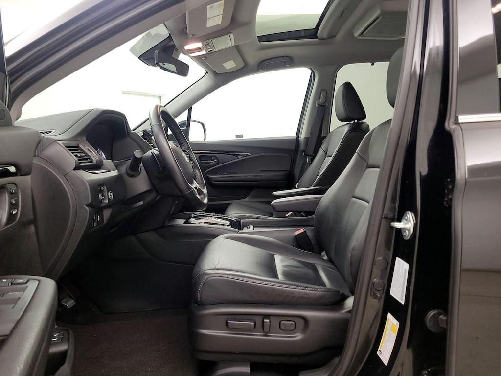 used 2022 Honda Pilot car, priced at $34,998