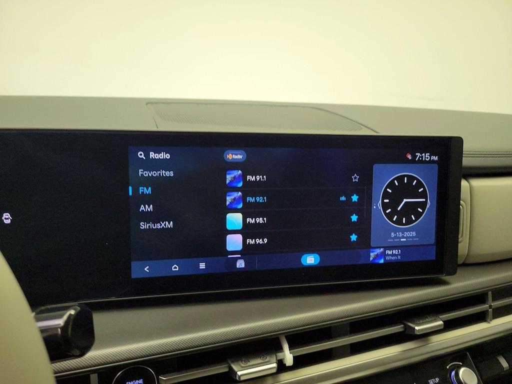 used 2024 Hyundai Santa Fe car, priced at $31,998