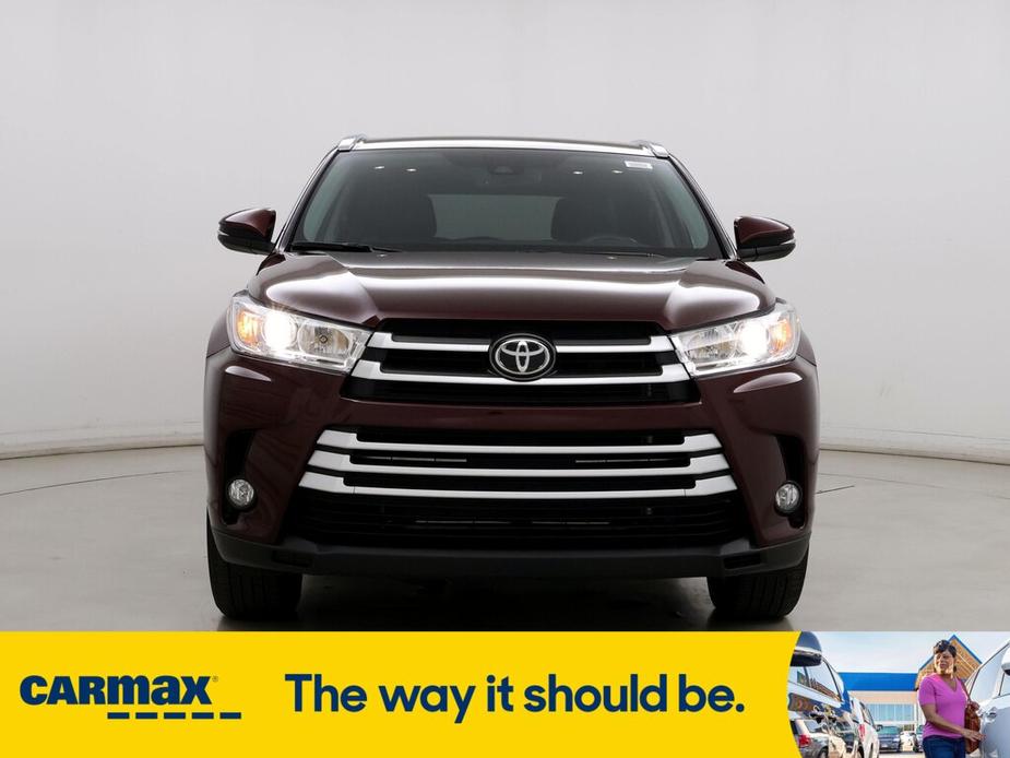 used 2019 Toyota Highlander car, priced at $30,998