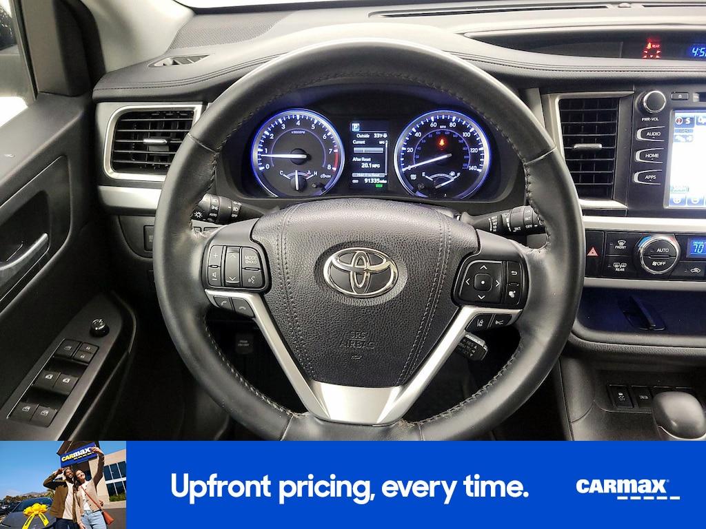 used 2018 Toyota Highlander car, priced at $24,998