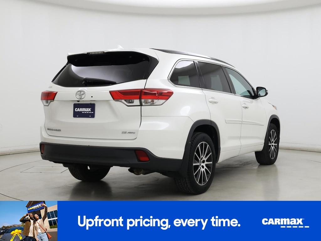 used 2018 Toyota Highlander car, priced at $24,998
