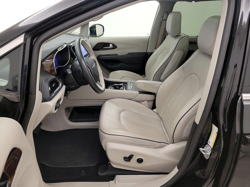used 2021 Chrysler Pacifica car, priced at $34,998