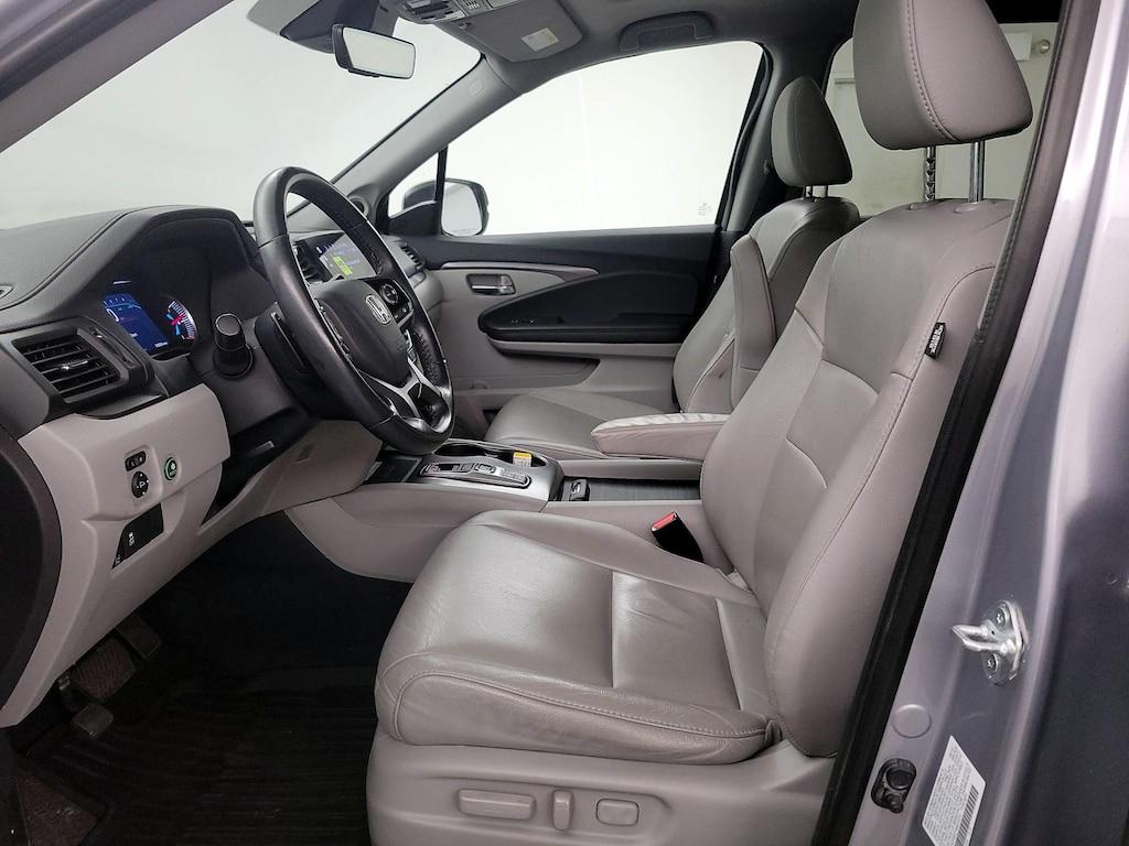 used 2022 Honda Pilot car, priced at $35,998