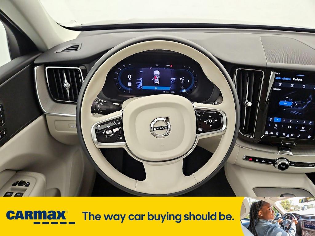 used 2023 Volvo XC60 car, priced at $44,998