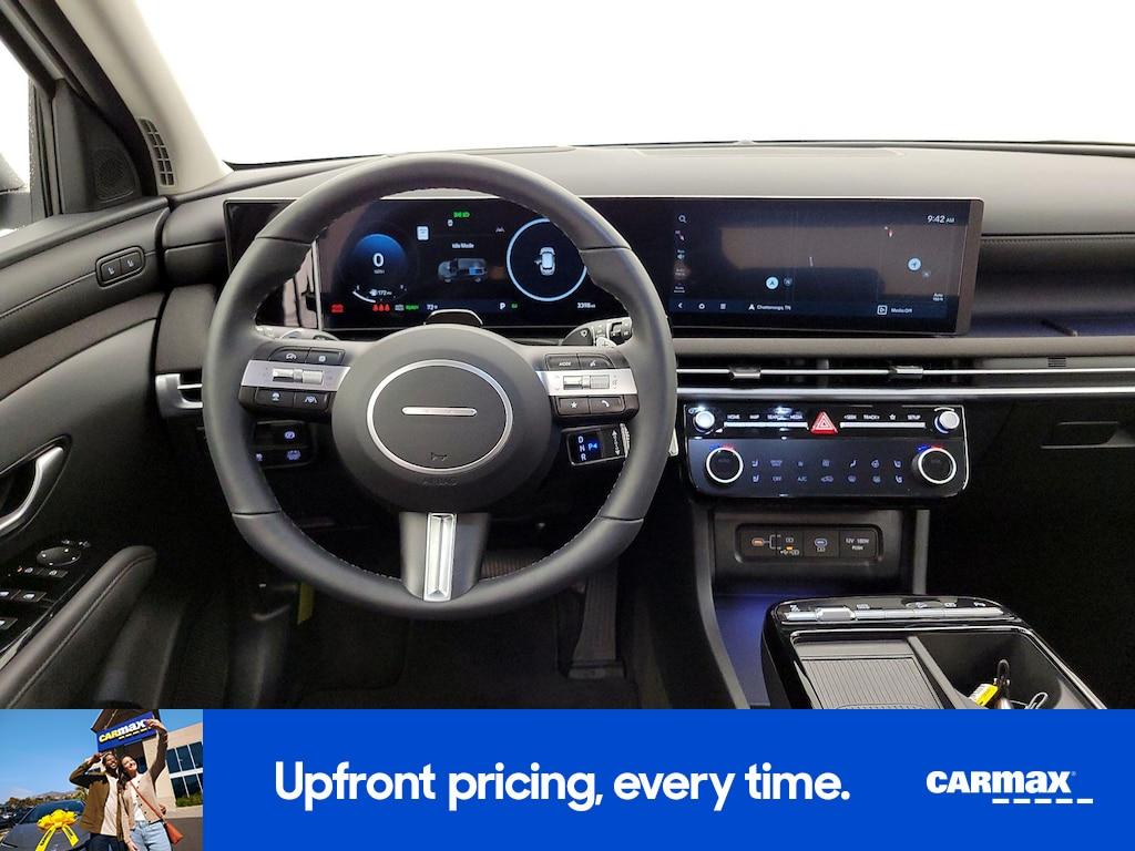 used 2025 Hyundai TUCSON Hybrid car, priced at $39,998