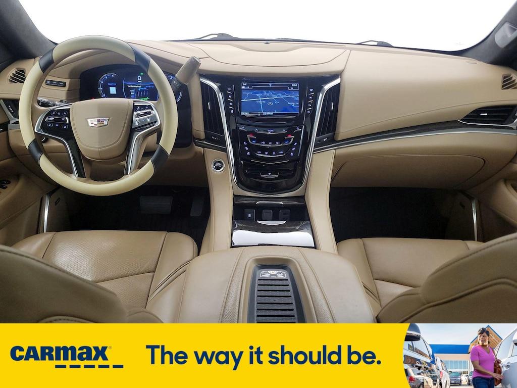 used 2019 Cadillac Escalade car, priced at $54,998