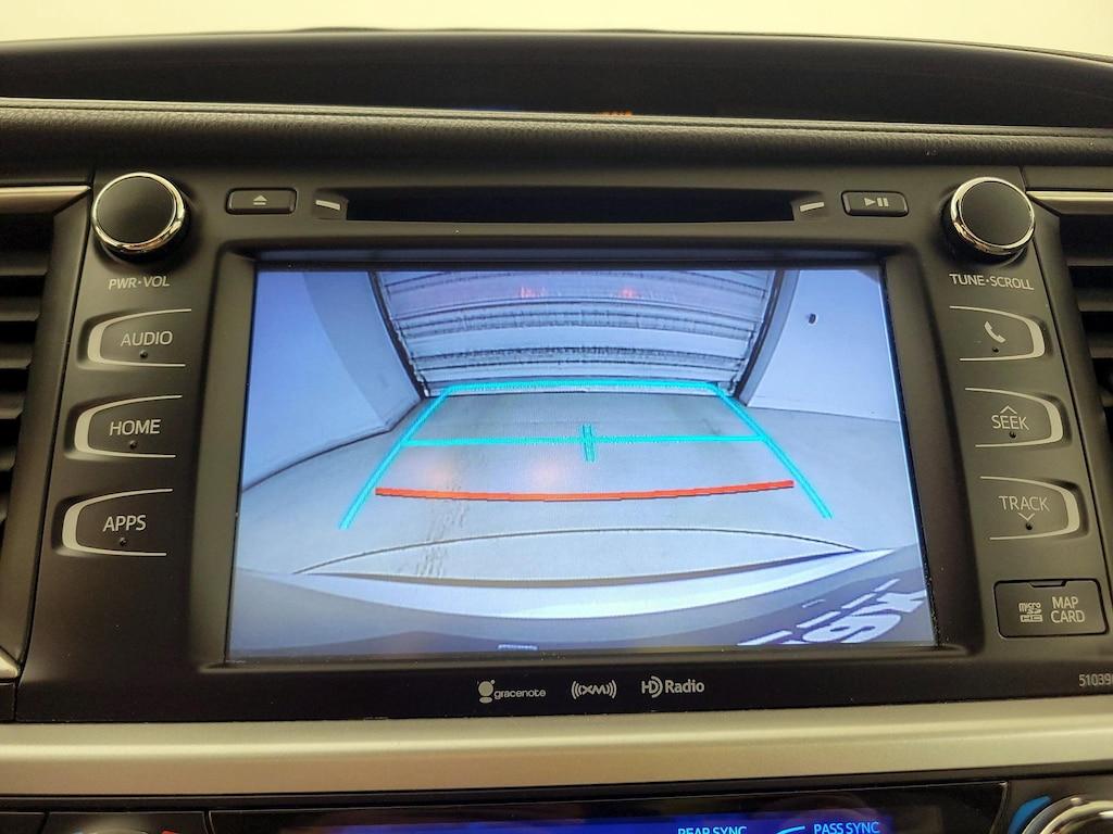 used 2019 Toyota Highlander car, priced at $26,998