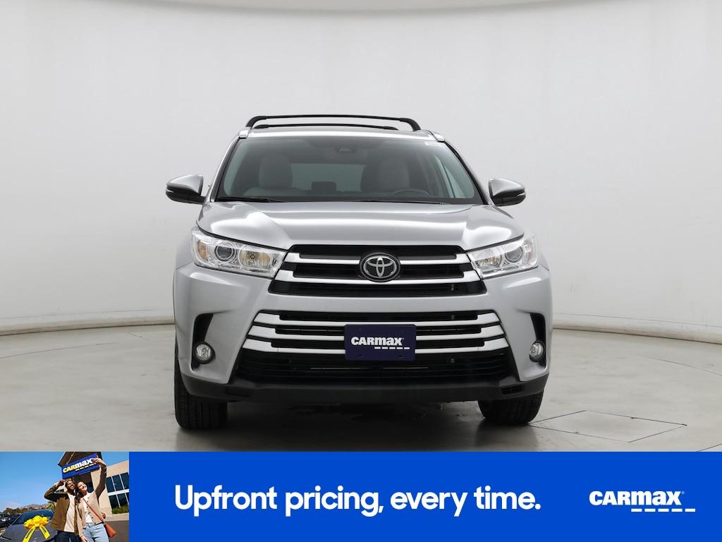 used 2019 Toyota Highlander car, priced at $26,998