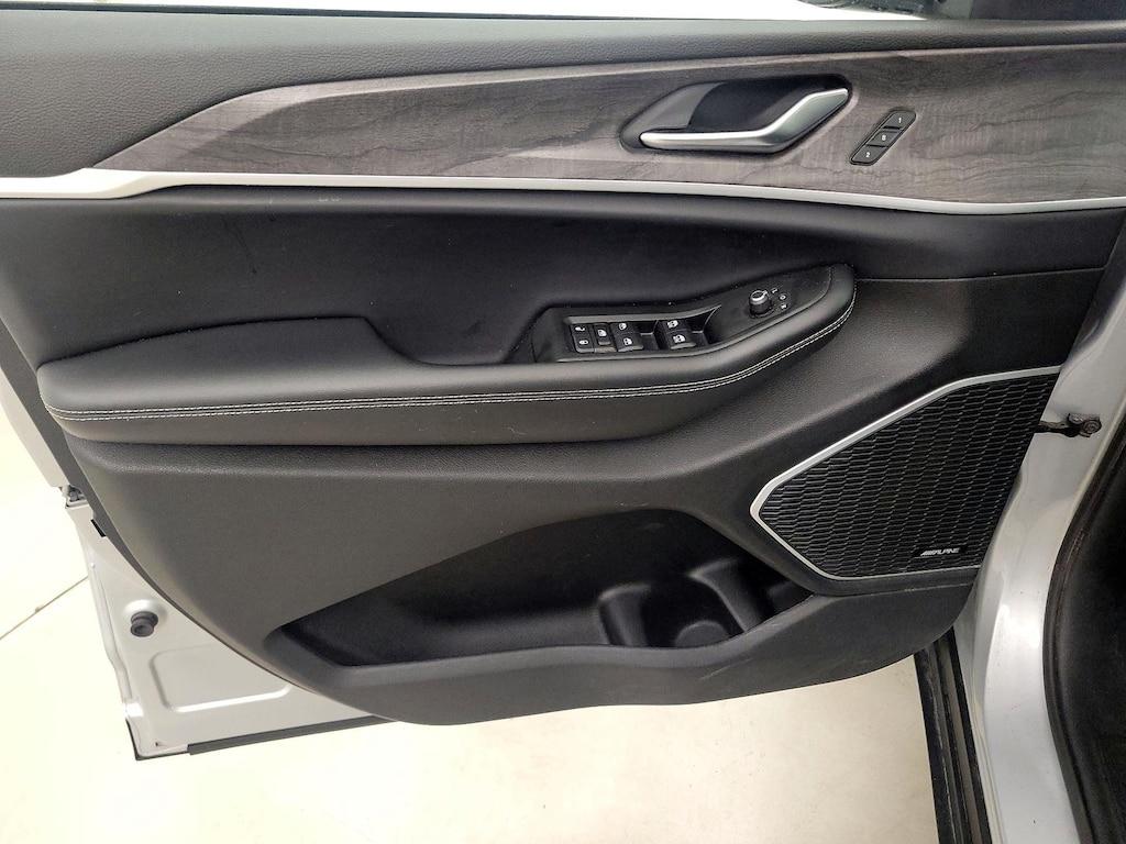 used 2021 Jeep Grand Cherokee L car, priced at $35,998