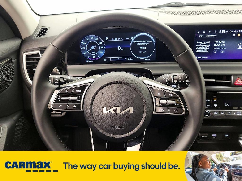 used 2024 Kia Seltos car, priced at $25,998
