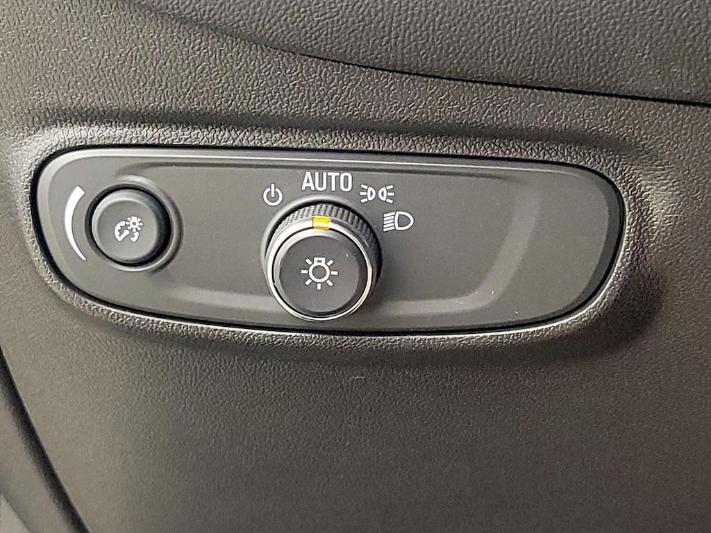 used 2022 Chevrolet Equinox car, priced at $21,998