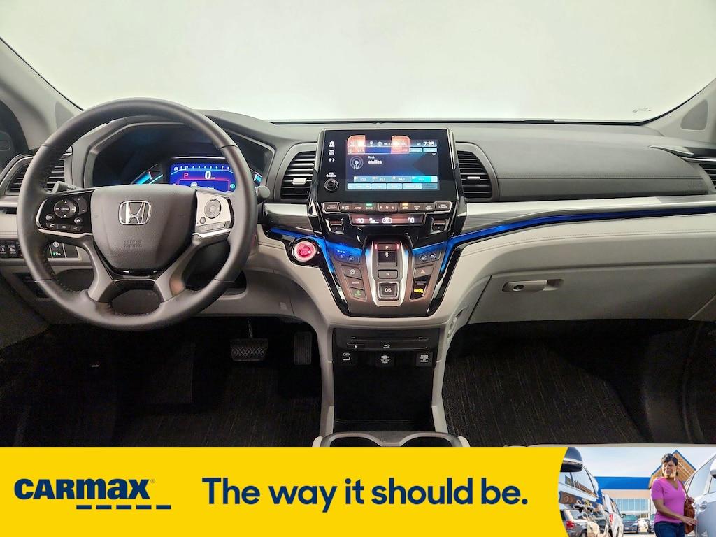 used 2024 Honda Odyssey car, priced at $49,998