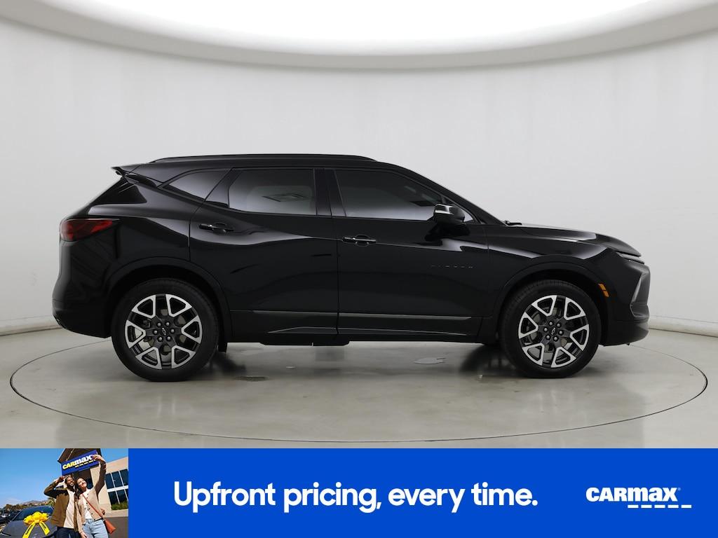 used 2025 Chevrolet Blazer car, priced at $36,998