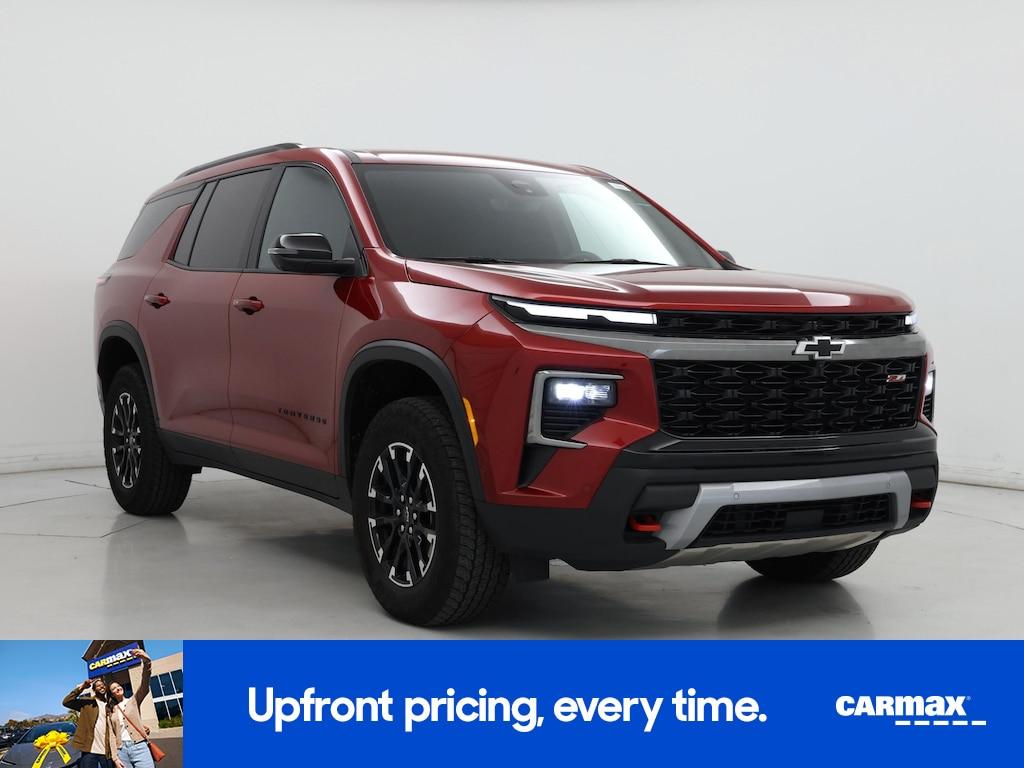 used 2024 Chevrolet Traverse car, priced at $43,998