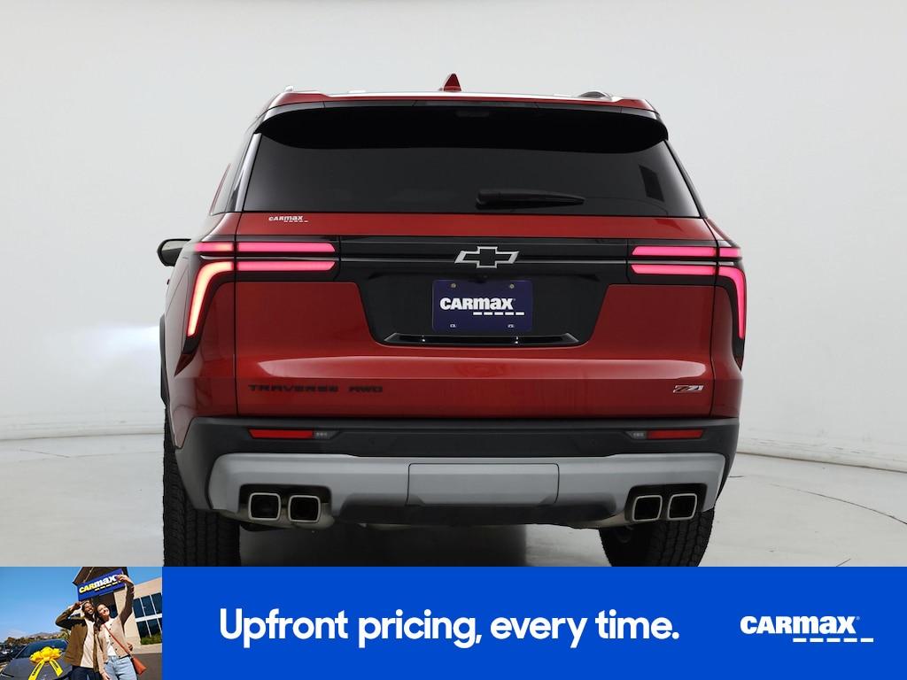 used 2024 Chevrolet Traverse car, priced at $43,998