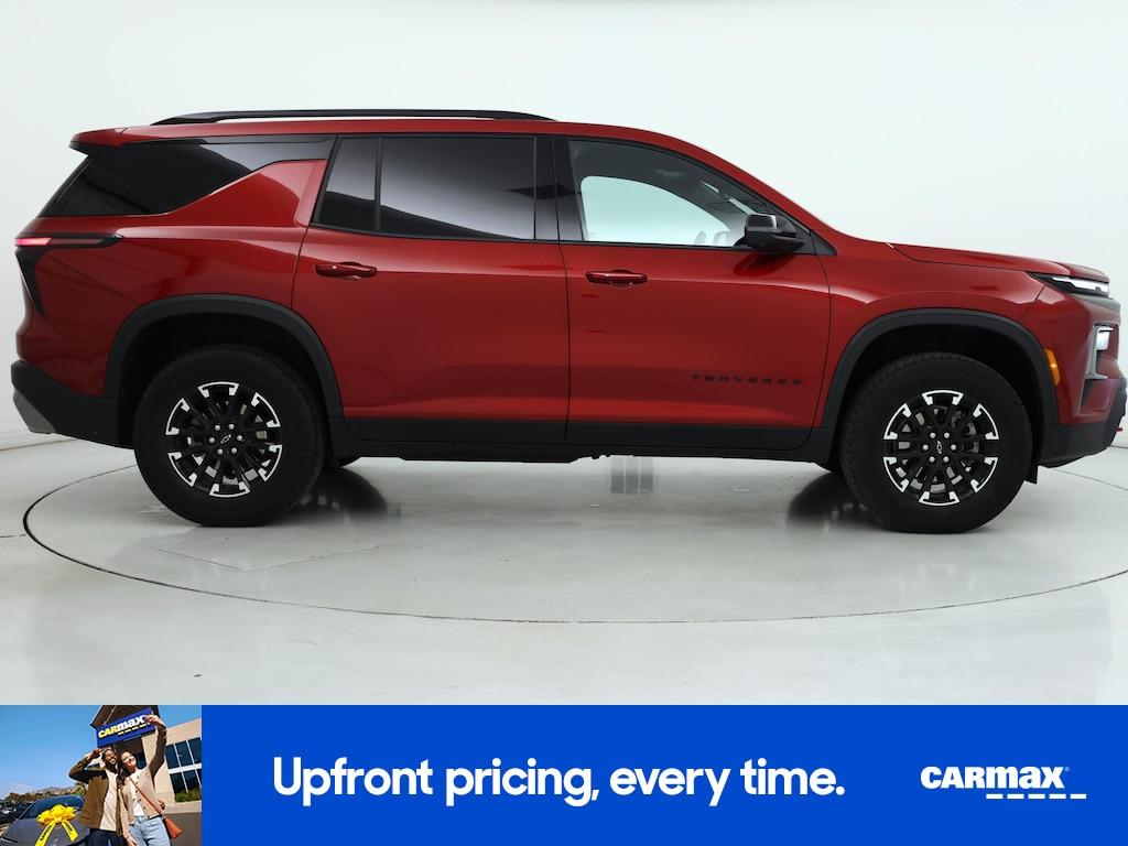 used 2024 Chevrolet Traverse car, priced at $43,998