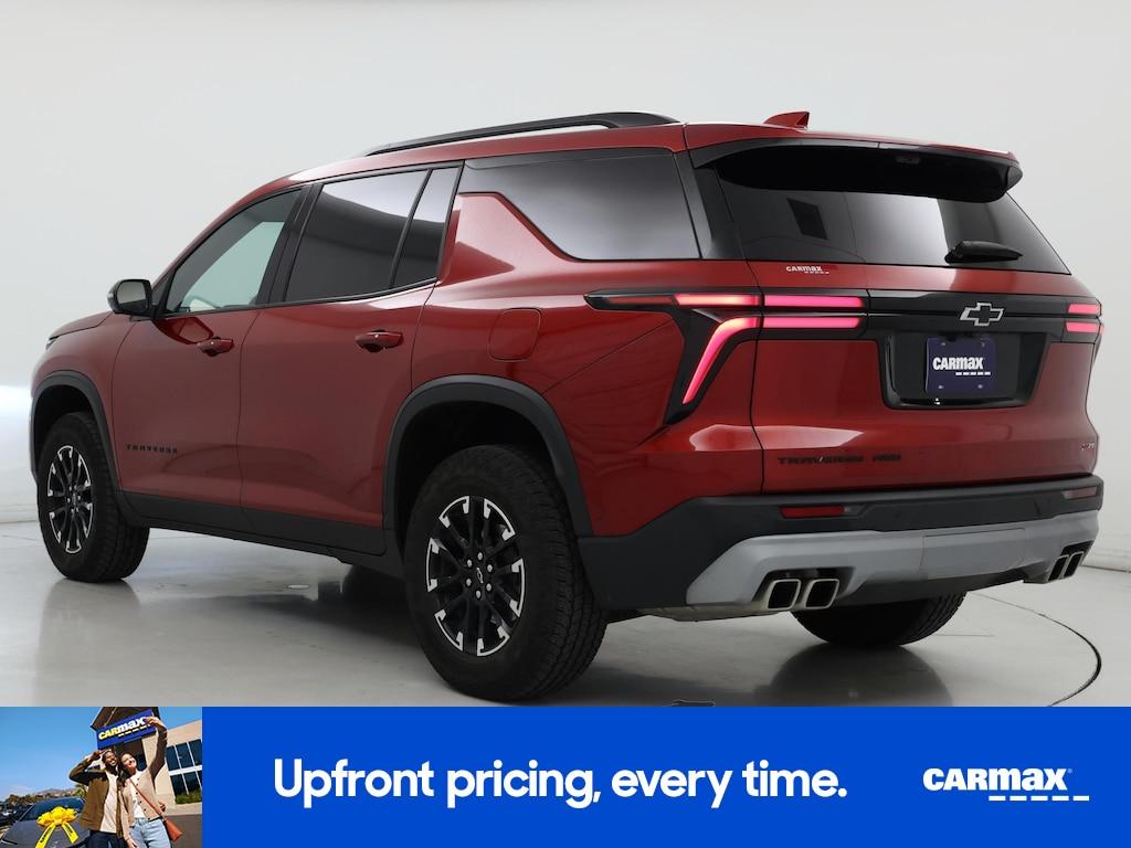 used 2024 Chevrolet Traverse car, priced at $43,998
