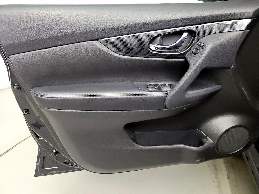 used 2014 Nissan Rogue car, priced at $13,998