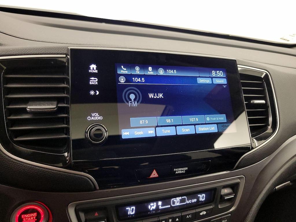 used 2022 Honda Pilot car, priced at $34,998