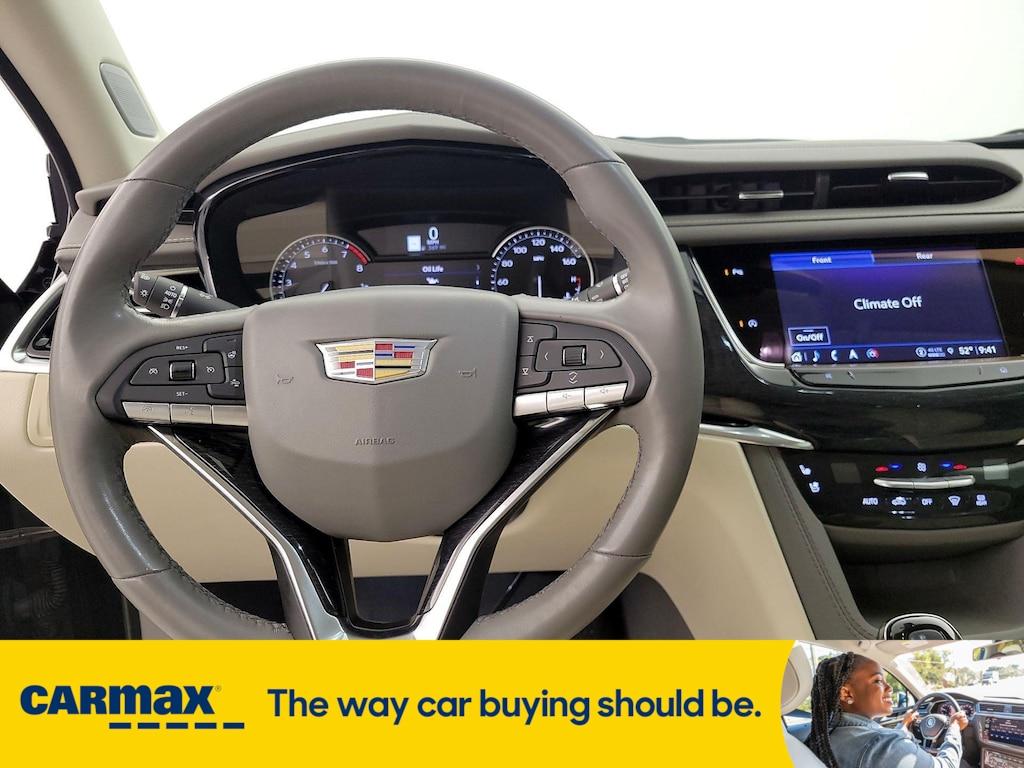 used 2023 Cadillac XT6 car, priced at $43,998