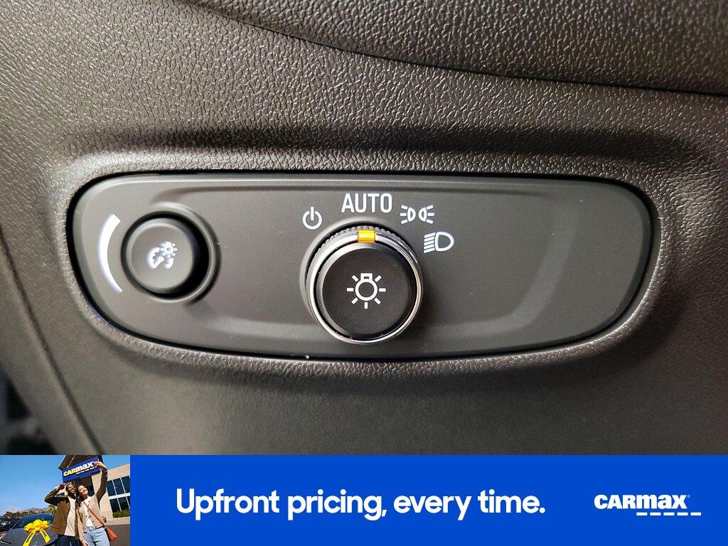used 2022 Chevrolet Equinox car, priced at $20,998