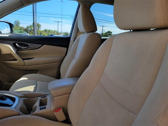 used 2016 Nissan Rogue car, priced at $11,302