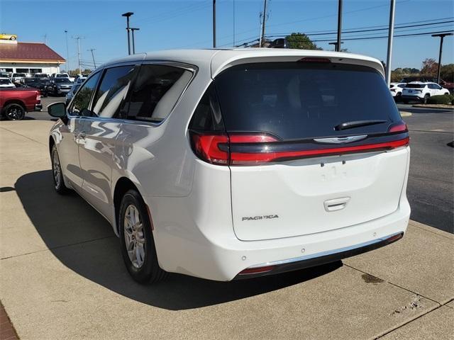 used 2023 Chrysler Pacifica car, priced at $26,645