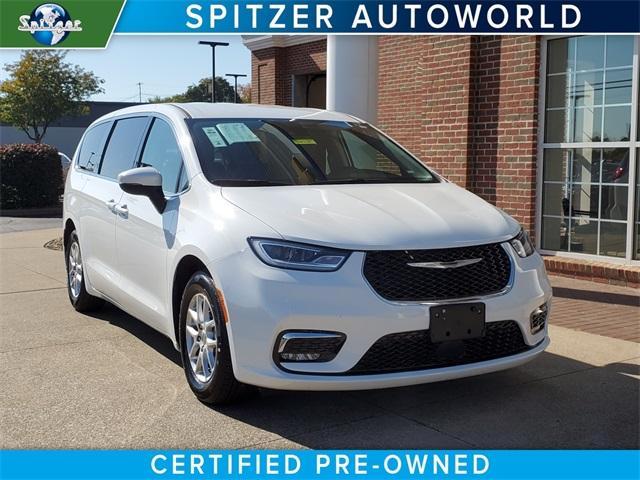 used 2023 Chrysler Pacifica car, priced at $26,645