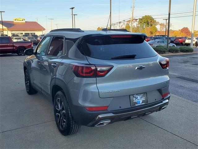 new 2025 Chevrolet TrailBlazer car, priced at $29,522