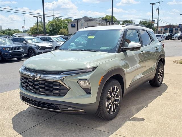 new 2025 Chevrolet TrailBlazer car, priced at $32,205