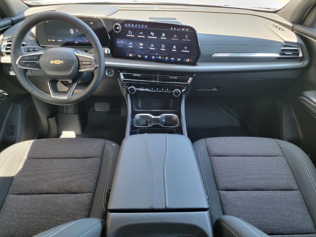 new 2025 Chevrolet Traverse car, priced at $45,605