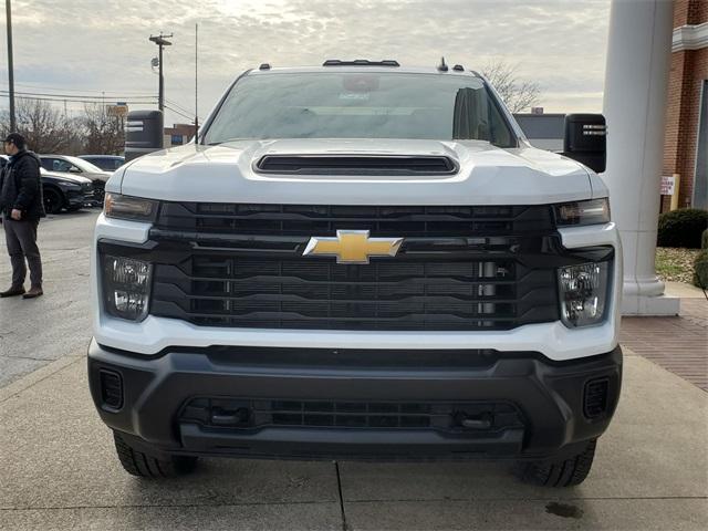 new 2025 Chevrolet Silverado 3500 car, priced at $59,290