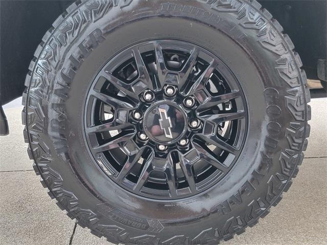 used 2025 Chevrolet Silverado 2500 car, priced at $69,900