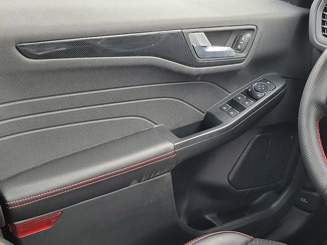 used 2023 Ford Escape car, priced at $24,132