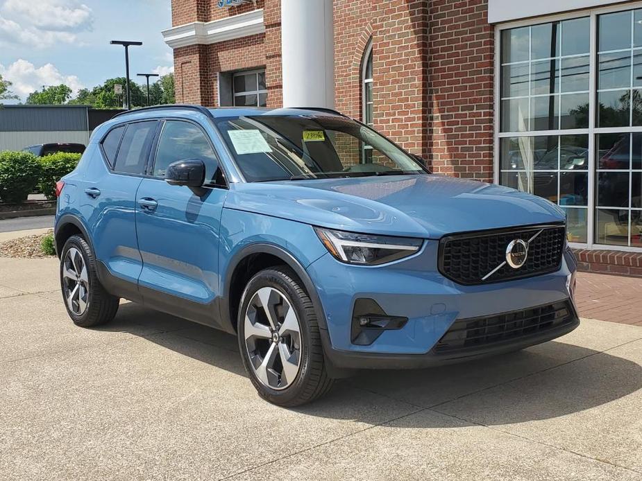 used 2023 Volvo XC40 car, priced at $39,146