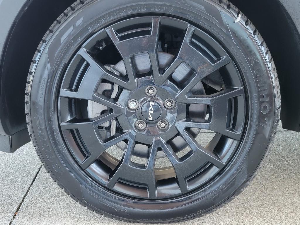 used 2022 Kia Telluride car, priced at $28,307