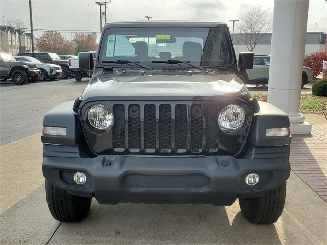 used 2021 Jeep Gladiator car, priced at $31,327