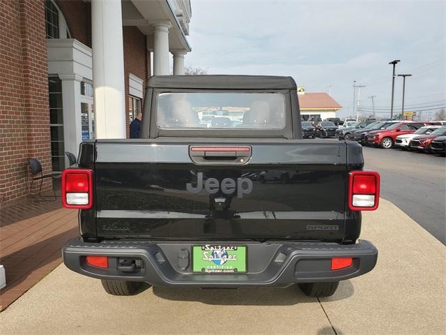 used 2021 Jeep Gladiator car, priced at $31,327