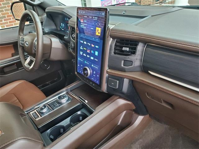 used 2024 Ford Expedition car, priced at $64,904