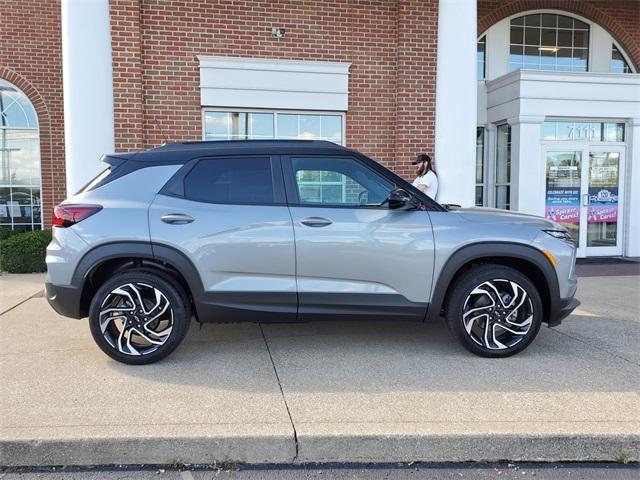 new 2025 Chevrolet TrailBlazer car, priced at $32,370