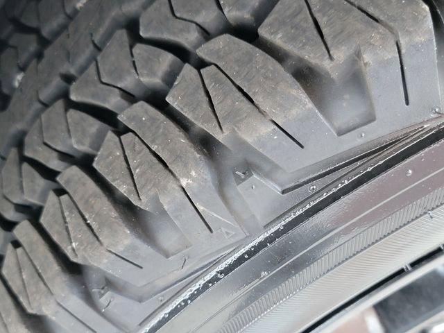 used 2019 Jeep Cherokee car, priced at $14,114